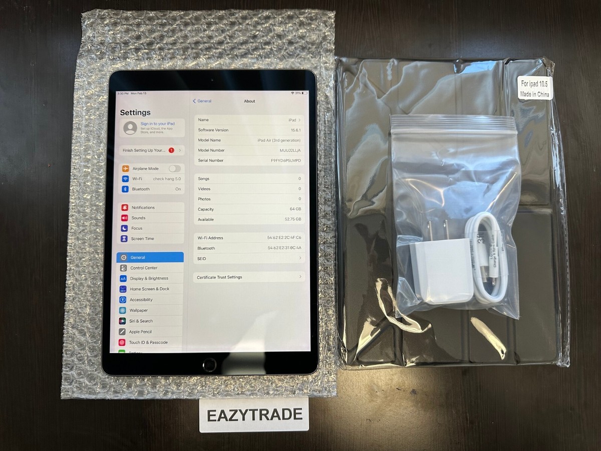 Apple iPad Air 3rd Generation A2152 Wi-Fi 10.5 in GRAY 64GB