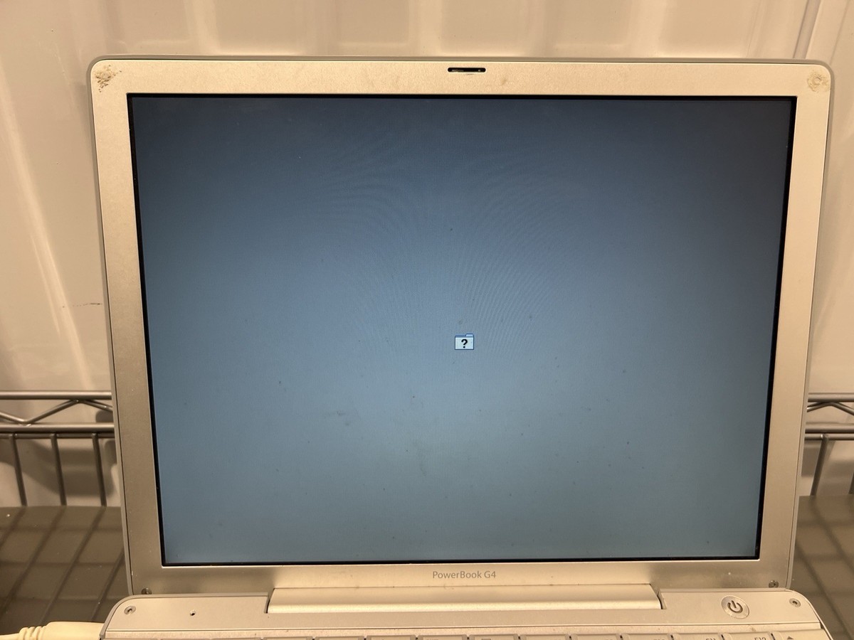 Apple PowerBook G4 A1010 Laptop Silver 12