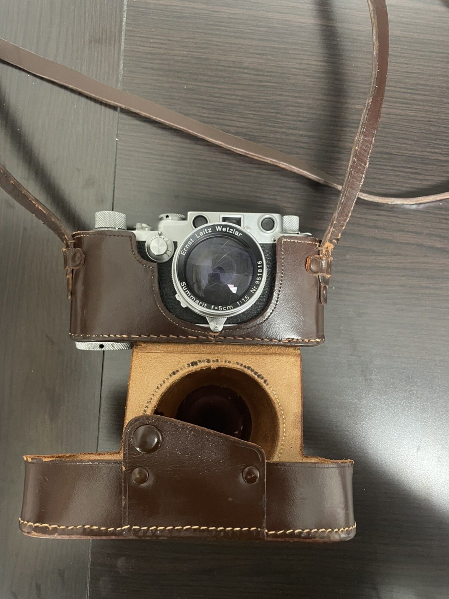 Ernst Leitz Wetzlar Leica DRP Camera w Case and 5cm f/1.5 Lense