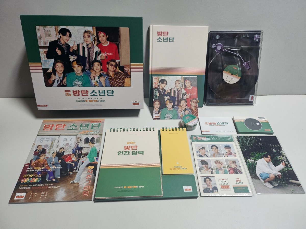 BTS 2021 Season's Greetings DVD Full Set / Good Condition / Photo