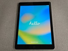 Apple iPad (5th Generation) A1823 32 GB, Wi-Fi + 4G, 9.7 in