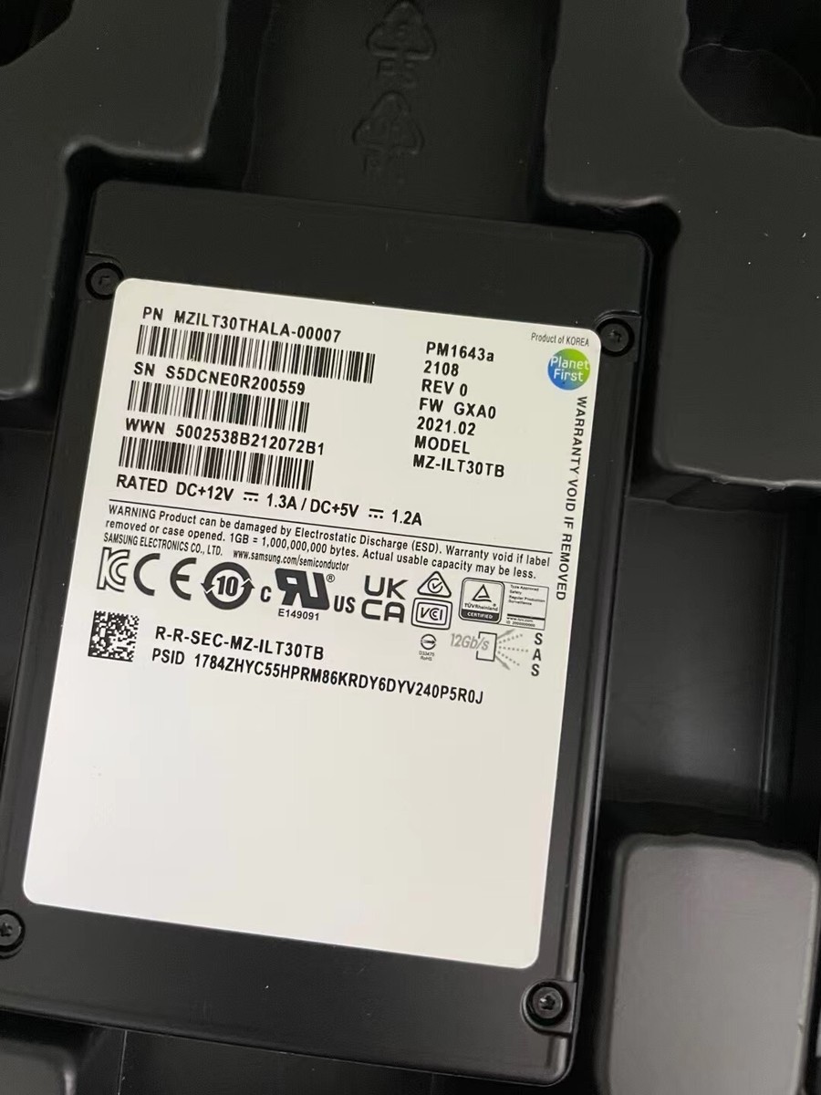 Samsung PM1643a 30.72TB SAS 12Gb/s 2.5
