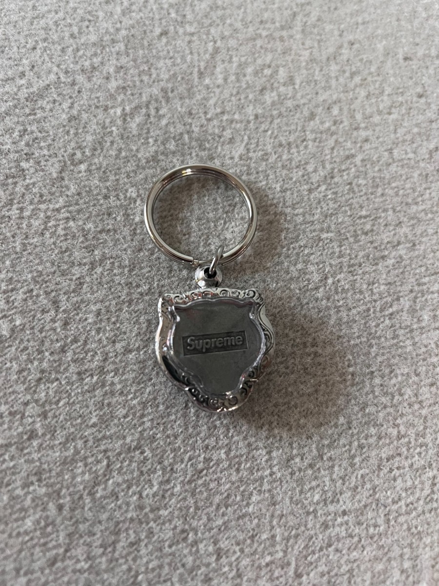 Supreme Tiger Keychain - Silver - NEW | eBay