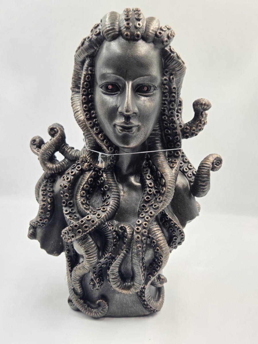 Tk Maxx Halloween Medusa Tentacles Bust figure ornament Light Up