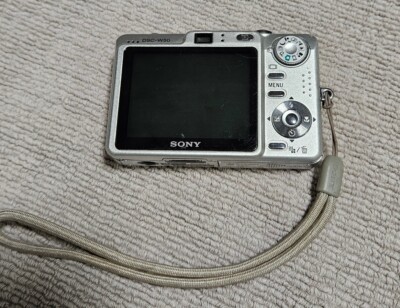 Sony Cyber-Shot DSC-W50 6.0MP Digital Camera Silver (PARTS/REPAIRS