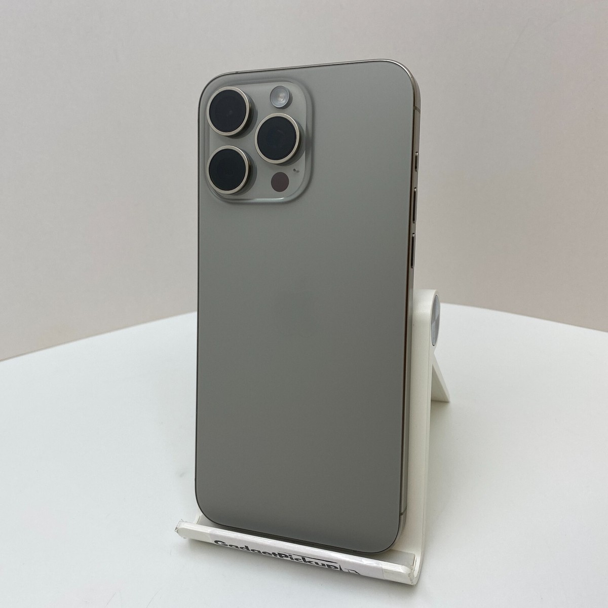 Apple iPhone 15 Pro Max - 256GB - Natural Titanium (Unlocked