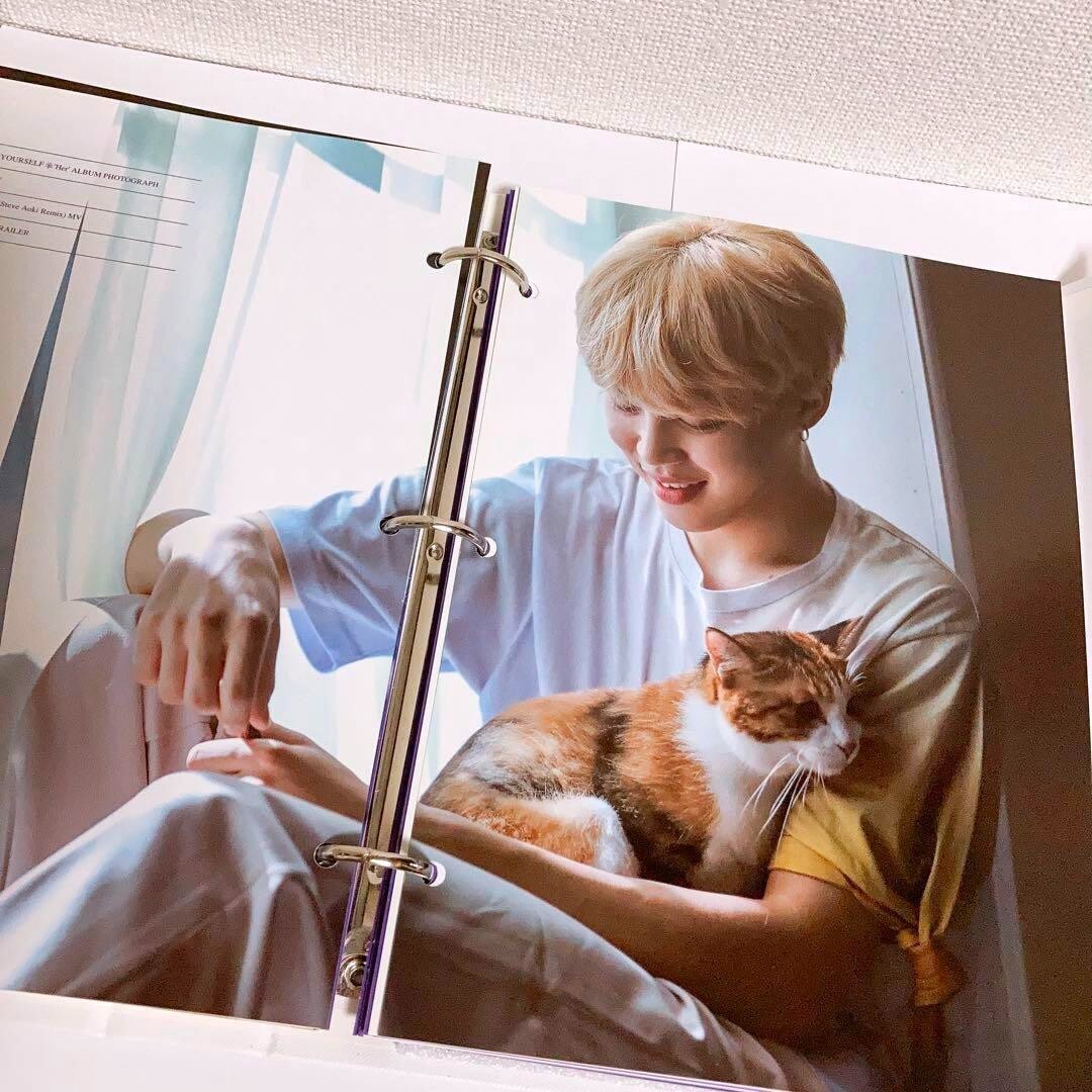 BTS Memories Of 2017 DVD Full Package J-hope Photocard Official