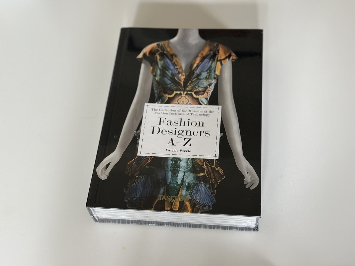 Fashion Designers A-Z, Hardcover by Steele, Valerie; Menkes, Suzy