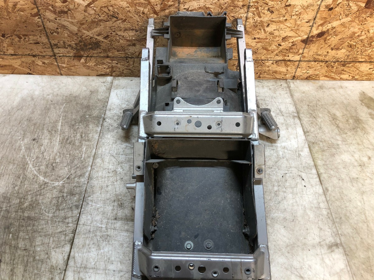 94 95 96 97 KAWASAKI NINJA ZX9-R ZX9R REAR SUBFRAME SUB FRAME BACK
