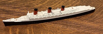 Cunard RMS TRIANG Queen Mary Minic m.703 Made in England 1960-64