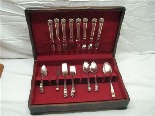 Set 1847 Rogers Bros Silver Plated Eternally Yours Flatware 42 pcs