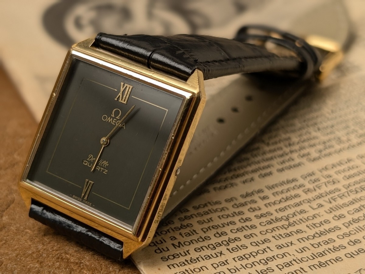 OMEGA DE VILLE 1365 Gold Black Dial Quartz Women Watch Vintage