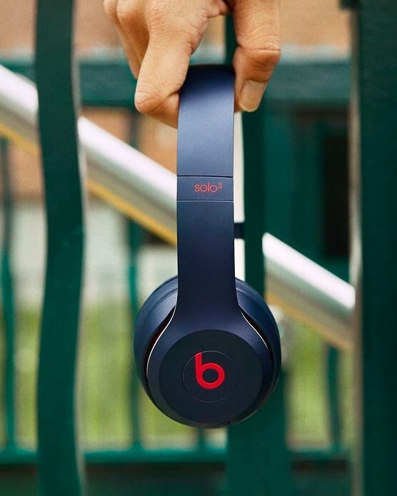 NEW SEALED - Beats Solo3 Wireless Club Collection Headphones