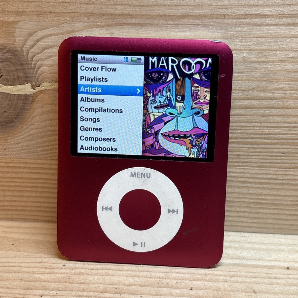 Apple iPod Nano 3rd Generation 8GB - Product Red - A1236 - 414
