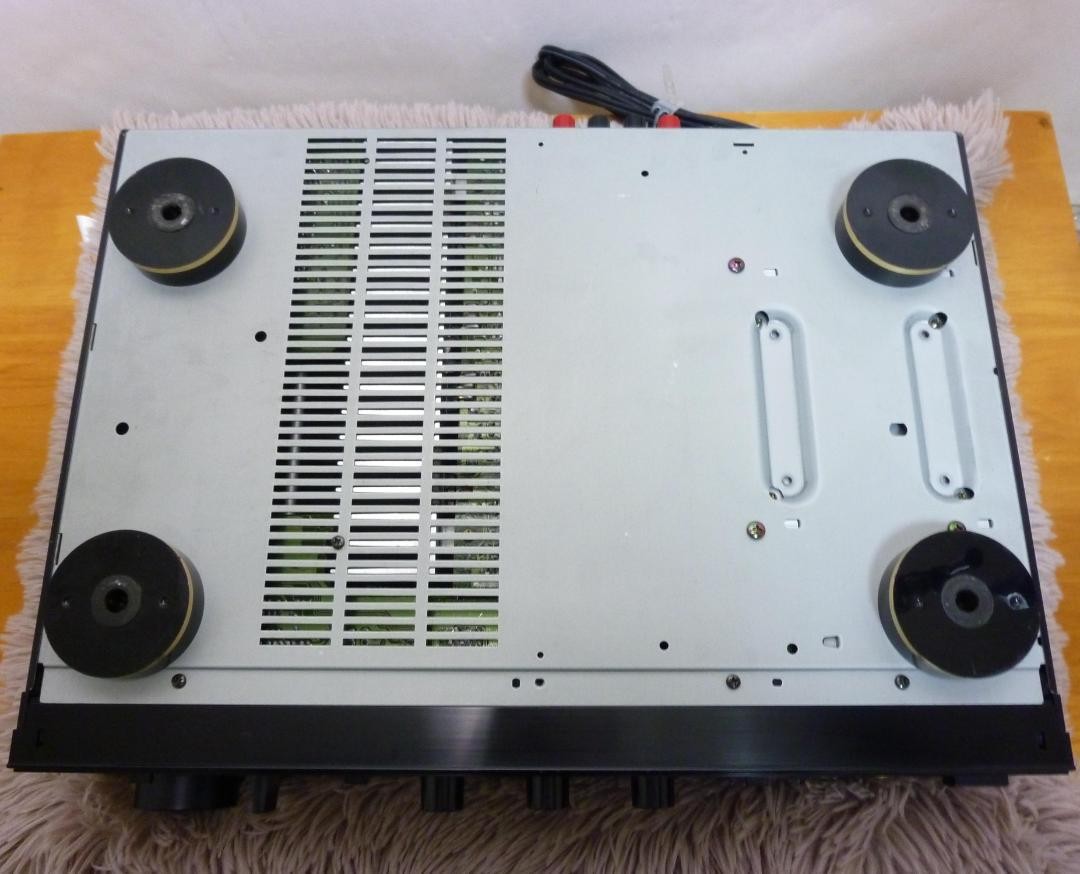 Denon PMA-680R Stereo Integrated Amplifier 65W+65W Japan Vintage