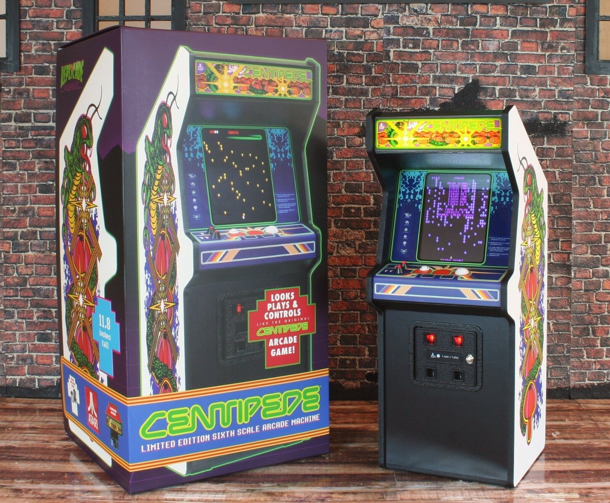 New Wave Toys Replicade Atari Centipede 1/6 Scale Arcade Game 100