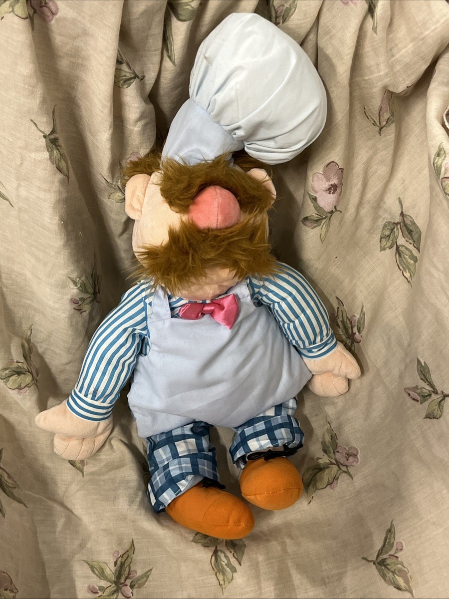 Disney Store Muppets Most Wanted Swedish Chef 21