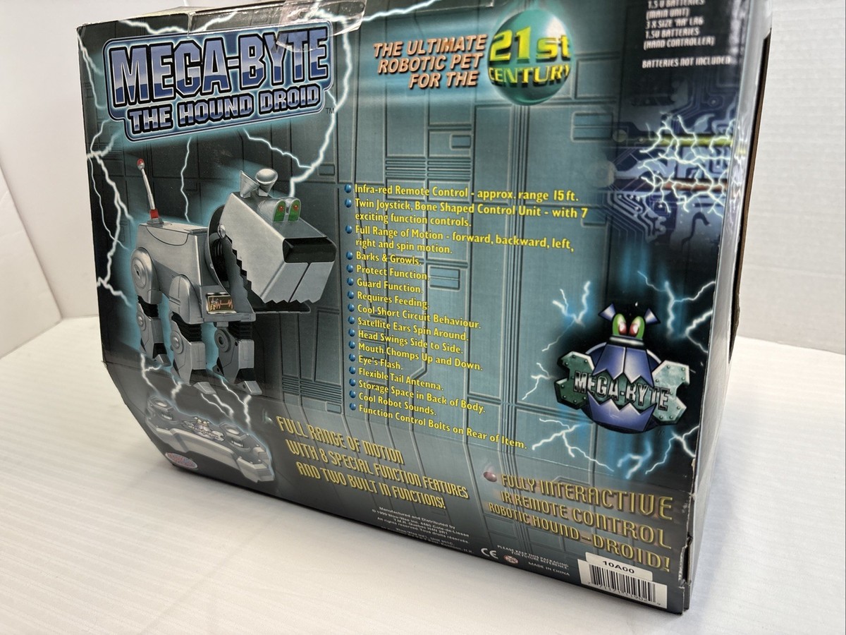 WOW Wee Original Mega-byte The Hound Droid Robot Vintage 1999 No