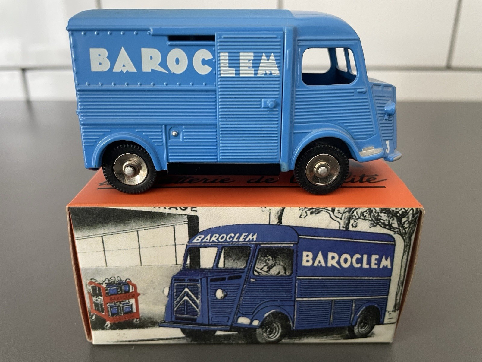 Dinky 25C, Citroen 1200KG Van - Free Price Guide & Review