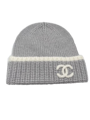 シャネルCCビーニー Authentic Chanel Grey Beanie Hat CC logo Brand