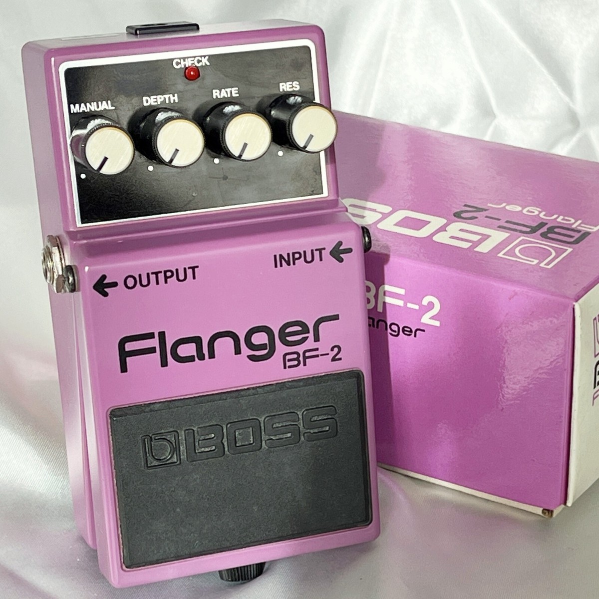 BOSS BF-2 Flanger 1995 W/Box near Mint Vintage Guitar Pedal Yellow