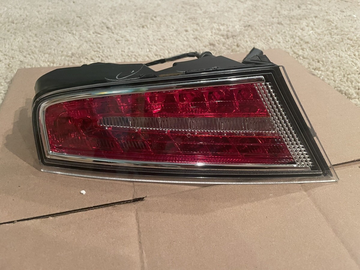 2013-2020 LINCOLN MKZ REAR LEFT DRIVER SIDE OUTER TAILLIGHT TAIL