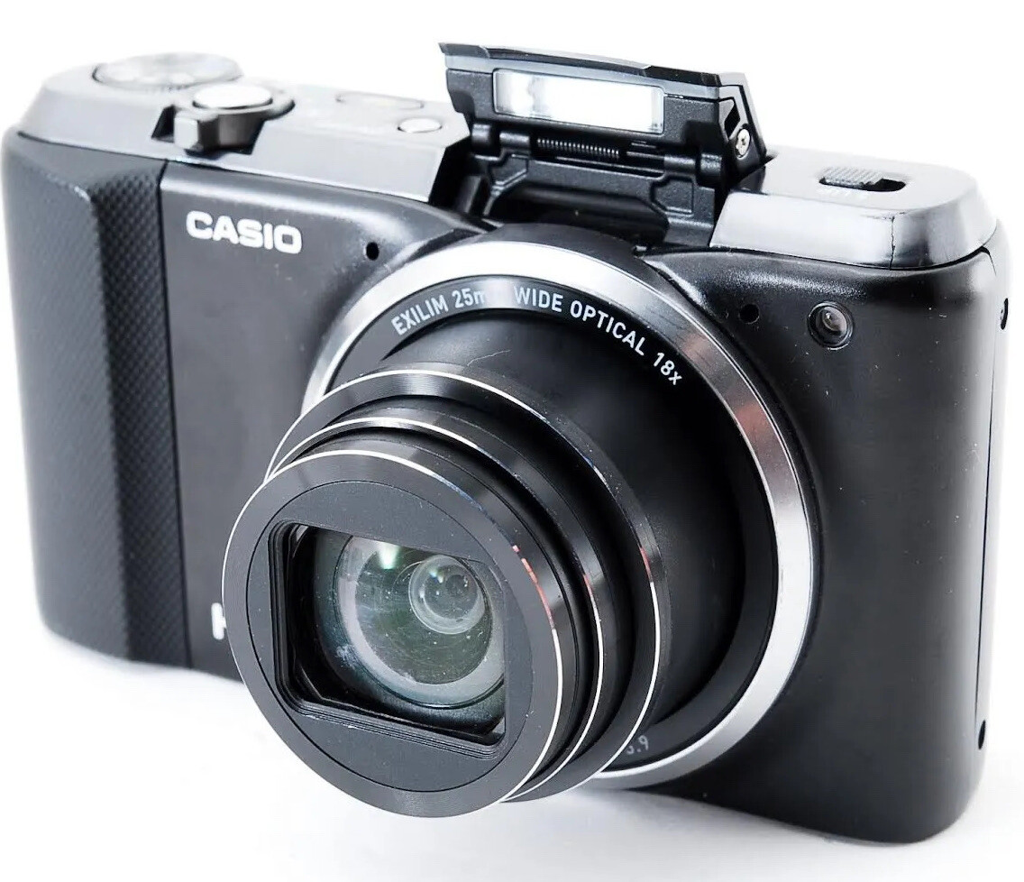 Casio EXILIM ZR800 digital camera W. 18X Zoom Lens | eBay