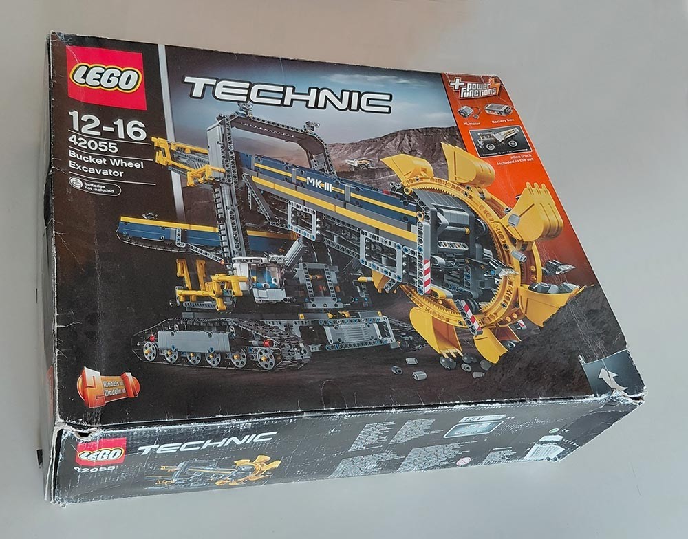 LEGO Technic 42055 Bucket Wheel Excavator, NEW in factory sealed