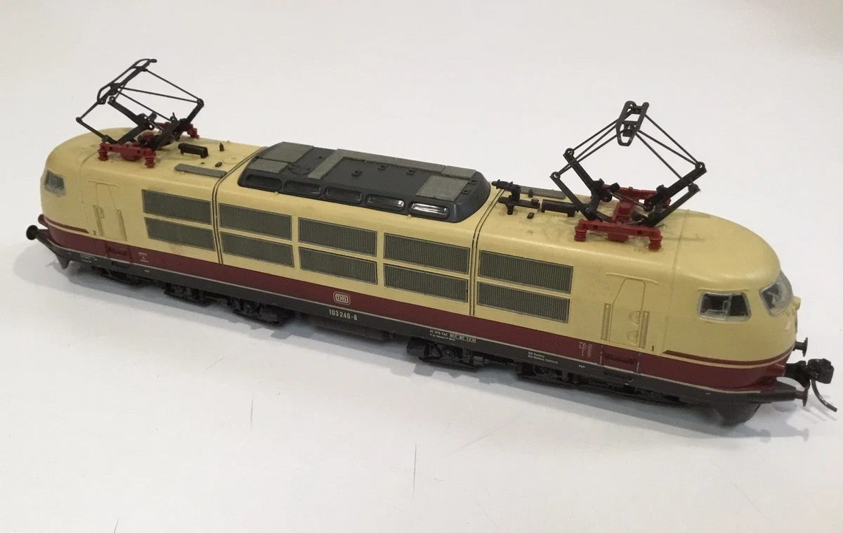 Roco HO Yellow Model Railroad Locomotives for sale | eBay