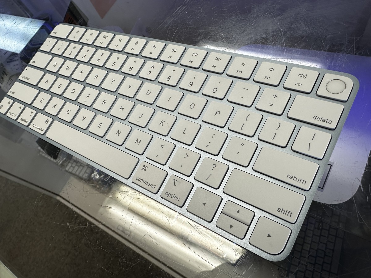 NEW Genuine Apple magic keyboard with Touch ID Blue A2449 w/Cable