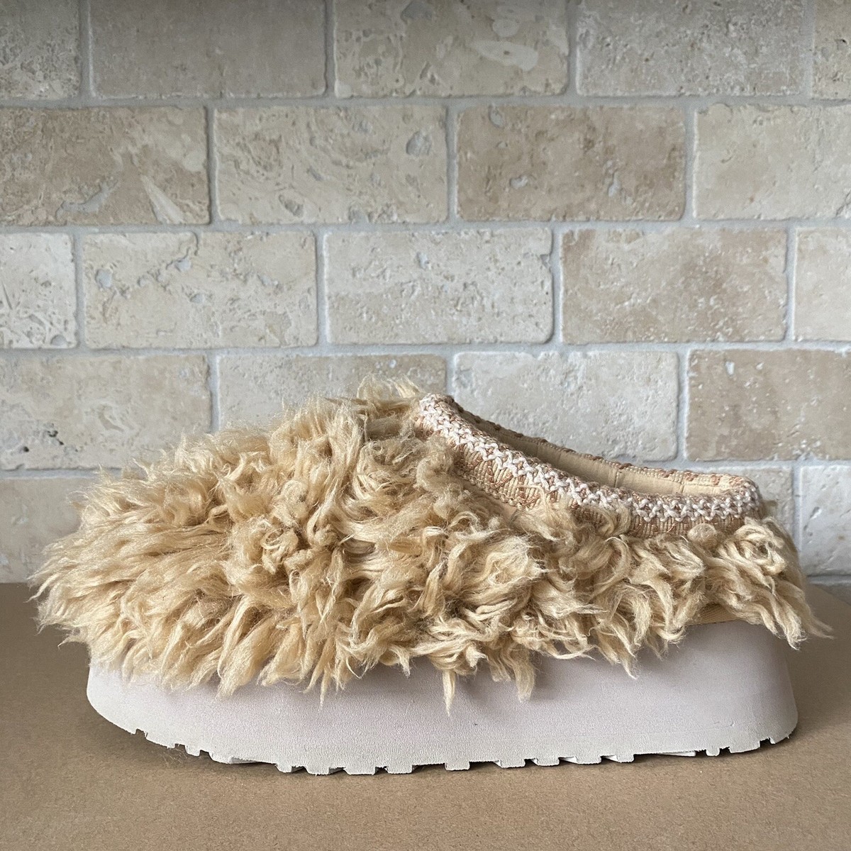 UGG FLUFF MOMMA SUGAR OAT TASMAN 2