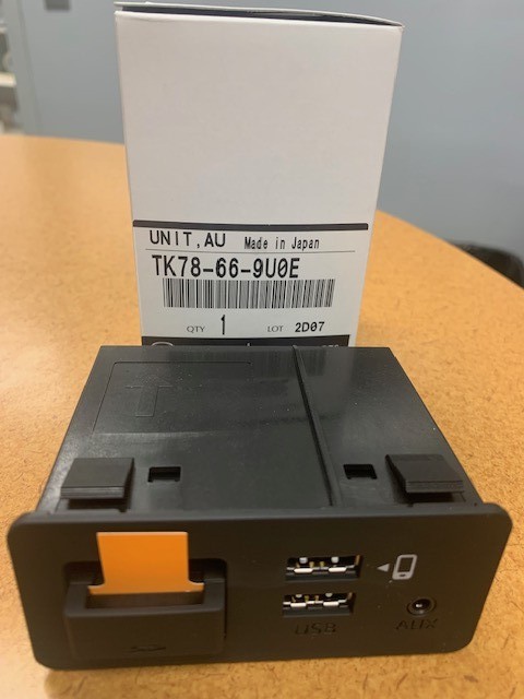Mazda Genuine OEM Aux Hub Unit TK78-66-9U0E | TK78-66-9U0E | OEM
