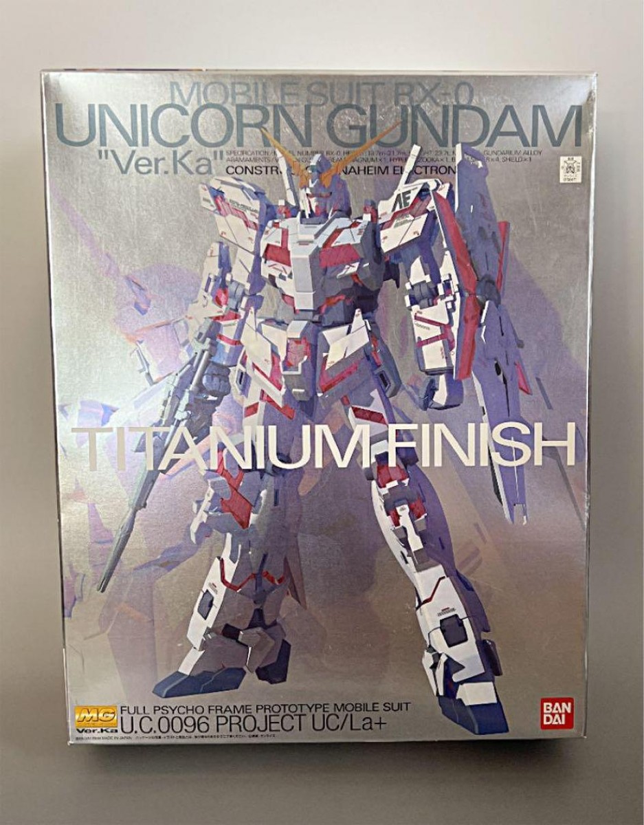 BANDAI MG 1/100 RX-0 UNICORN GUNDAM Ver Ka TITANIUM FINISH 30th