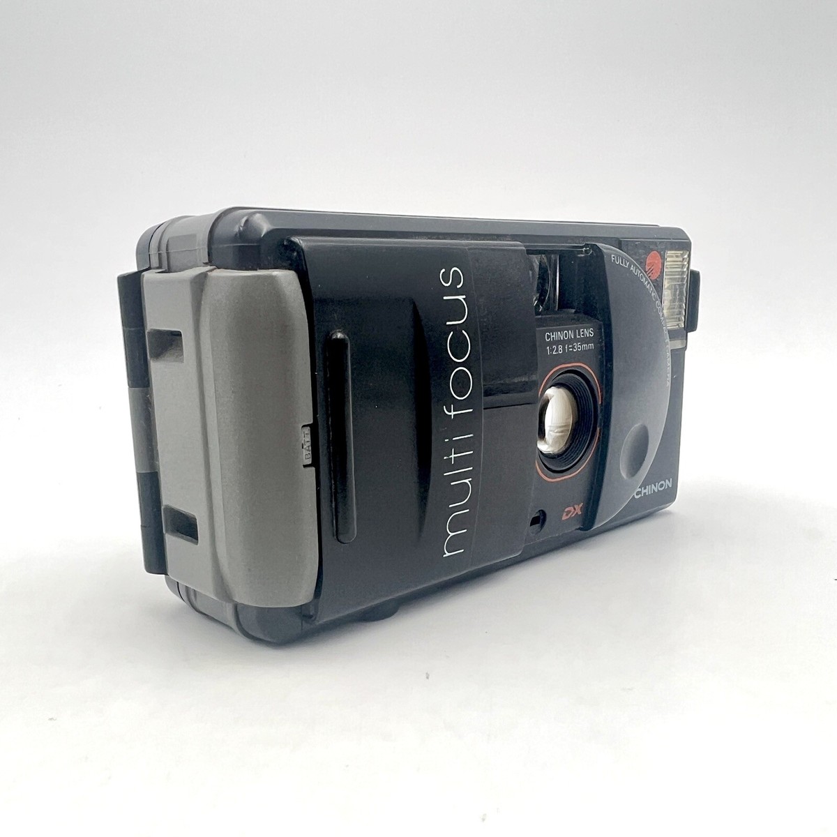 CHINON Auto 3001 Multi Focus 35mm Point & Shoot Film Camera f2.8