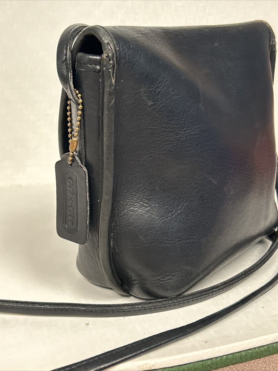 Vintage 90's COACH Turnlock Pouch In Brass Black 3010Leather Check