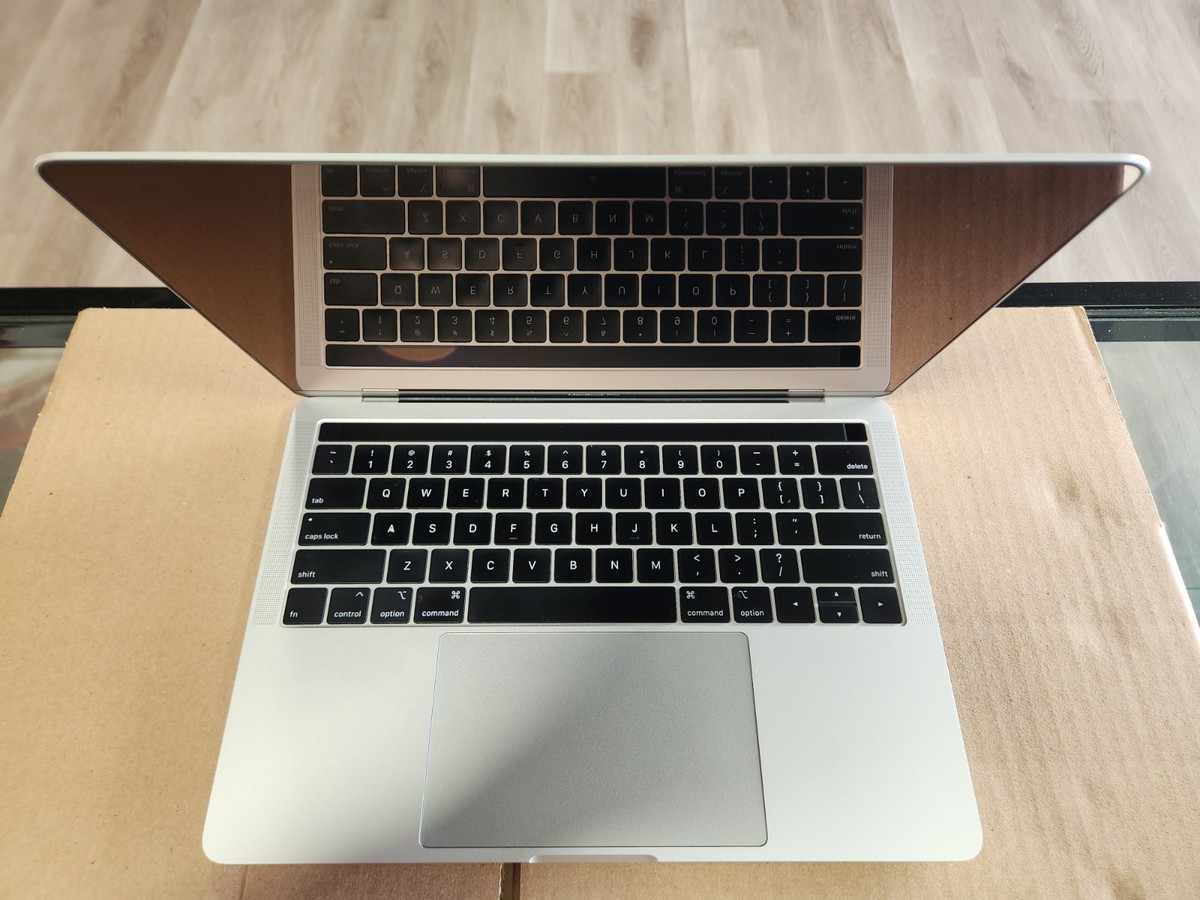 2019 Apple MacBook Pro 13