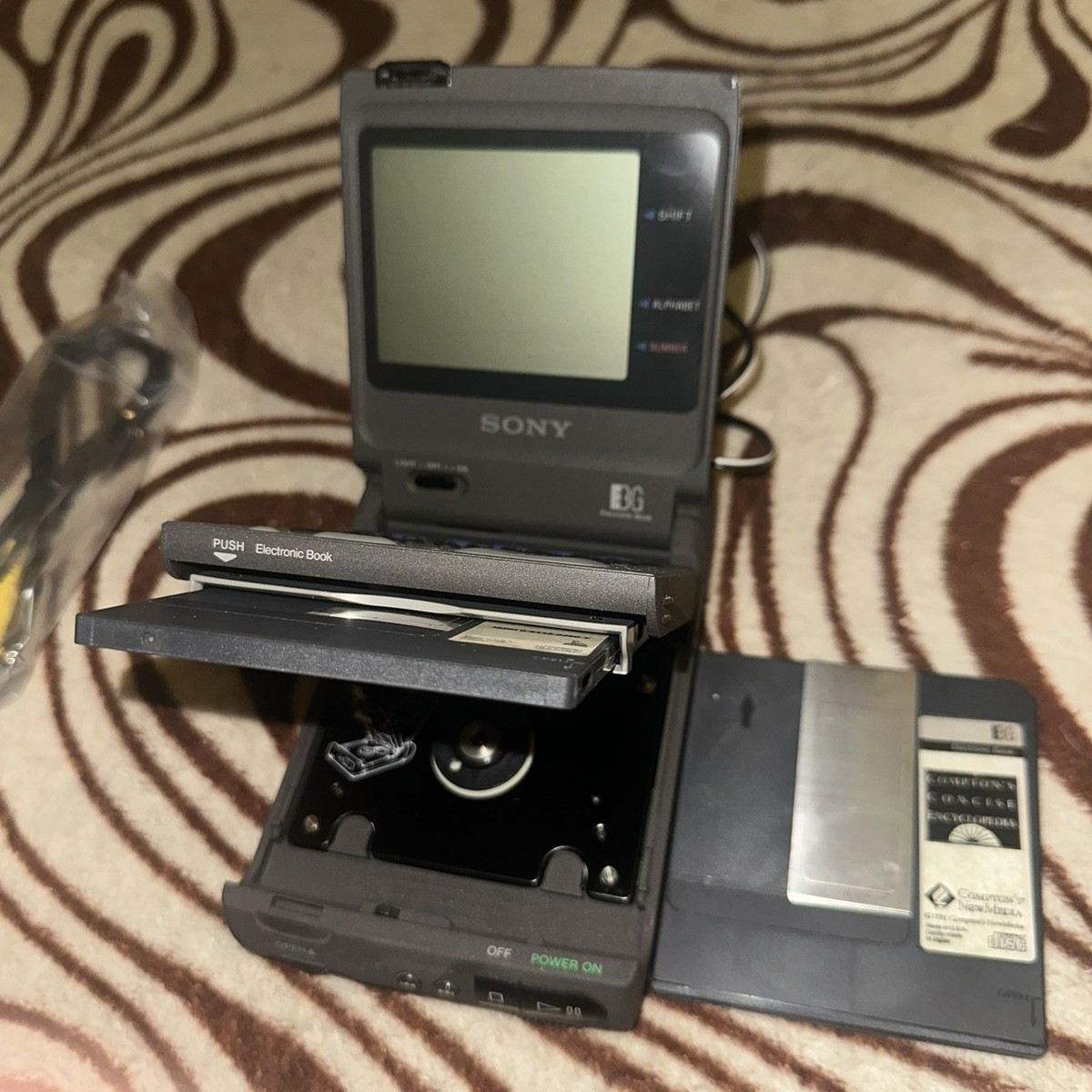 Sony Multi-Lingual DATA Discman Electronic Book Player DD-1EX Box