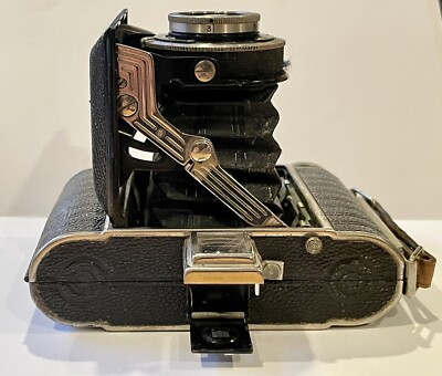 Rodenstock Folding Camera, Trinar - Anastigmat 1:3.5 f=7.5 cm, No