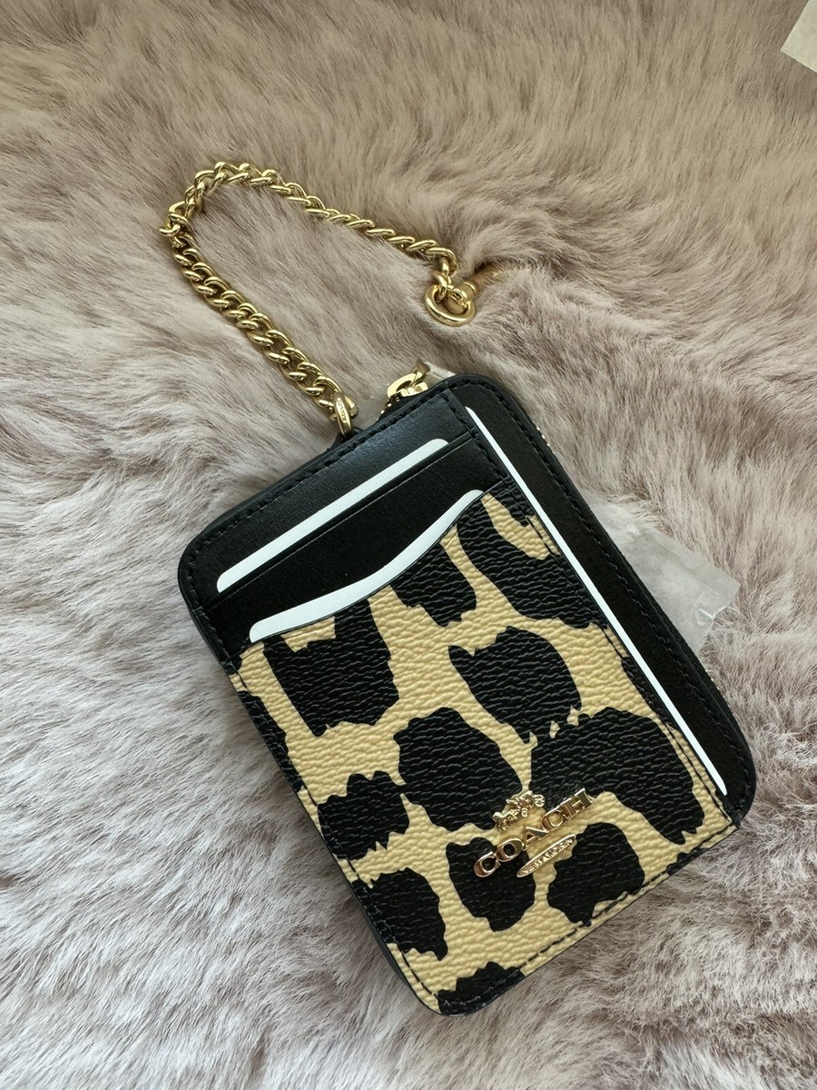 🩷Coach Zip Card Case - Leopard Printed coated canvas/smooth