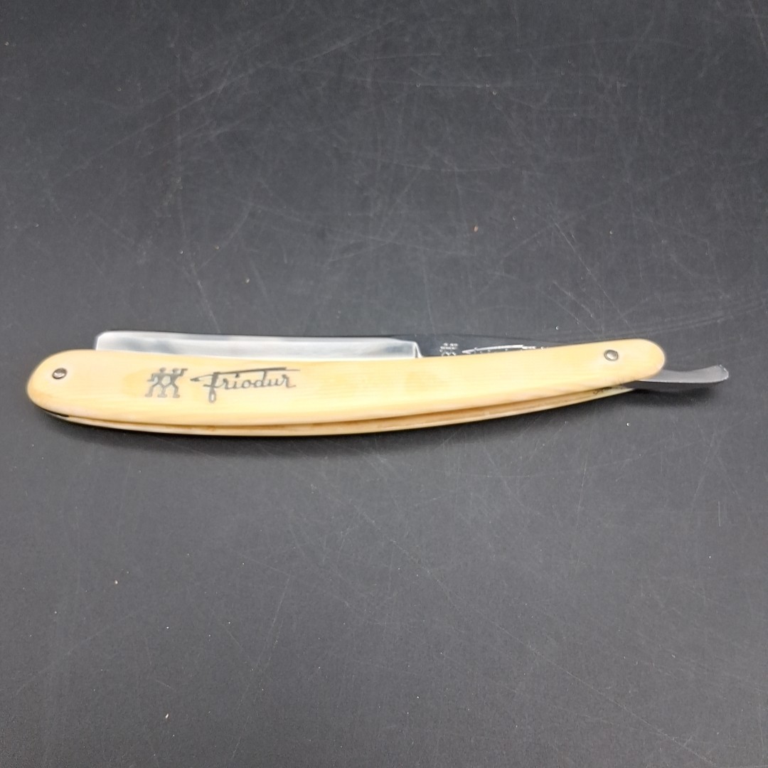 Vintage J.A. Henckels Friodur INOX 17 Straight Razor Solingen