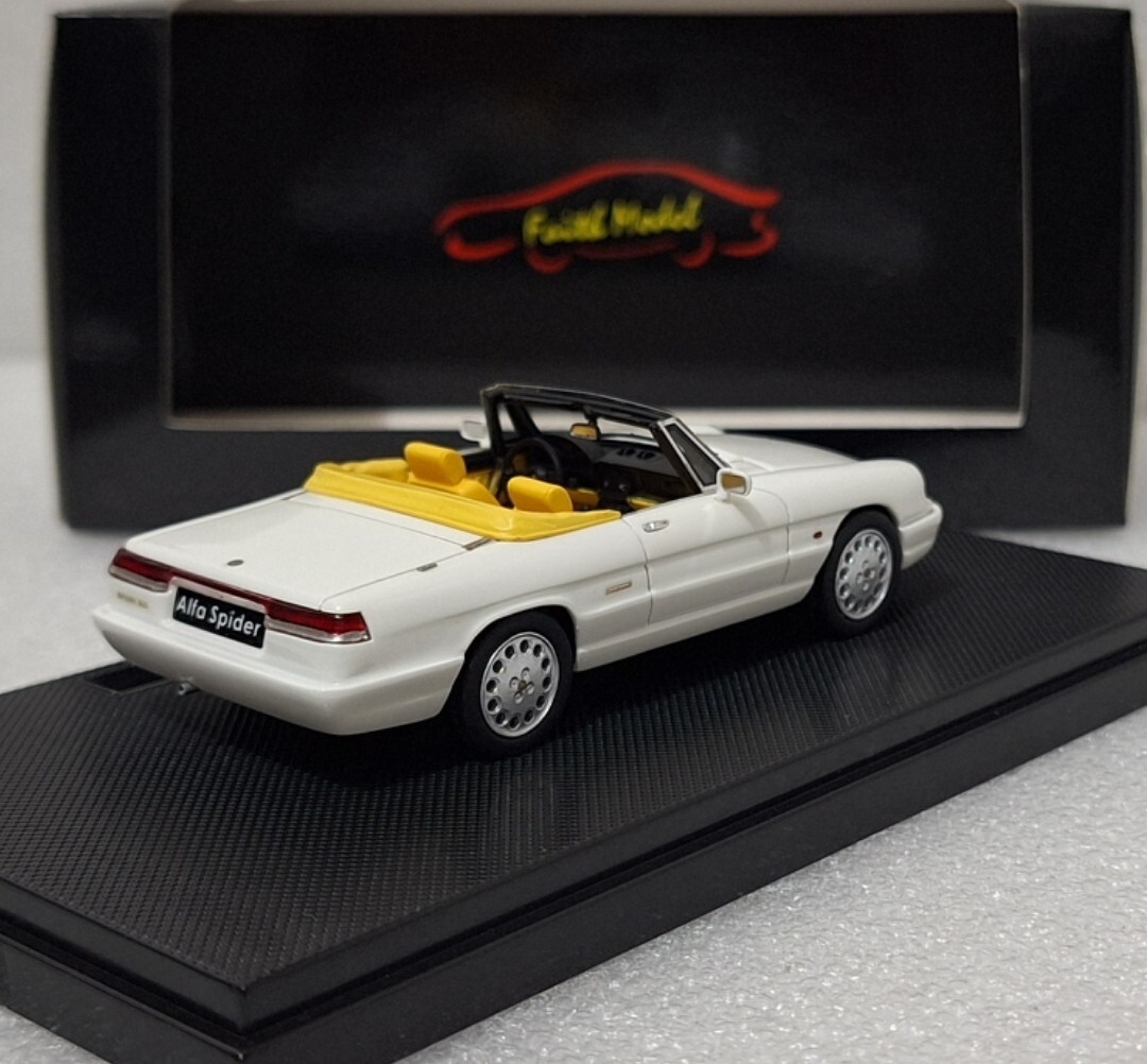 Alfa Romeo Spider 1990 4ª Serie White 1:43 Milena Rose No