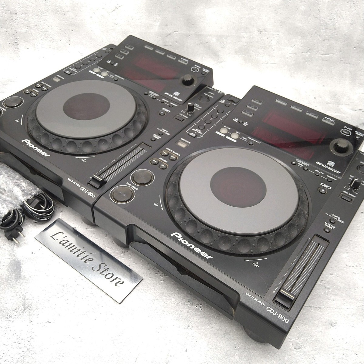 Pair 2x Pioneer CDJ-900 Professional DJ Multi Player Digital