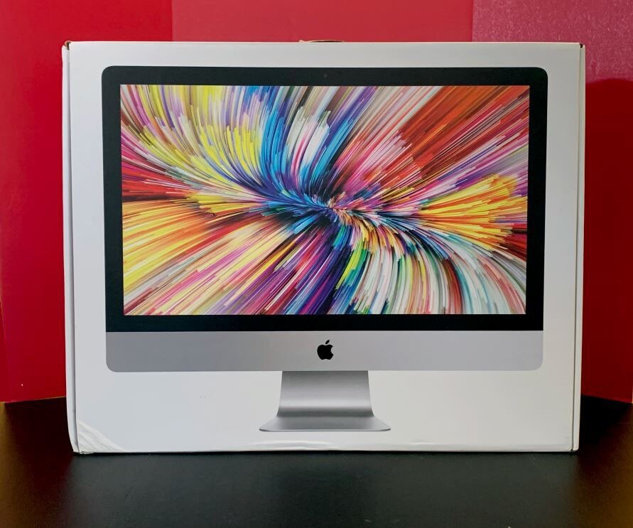 2020 iMac 27 Inch 5K | 3.8 GHz 8-Core i7 | 1TB SSD | 64GB RAM