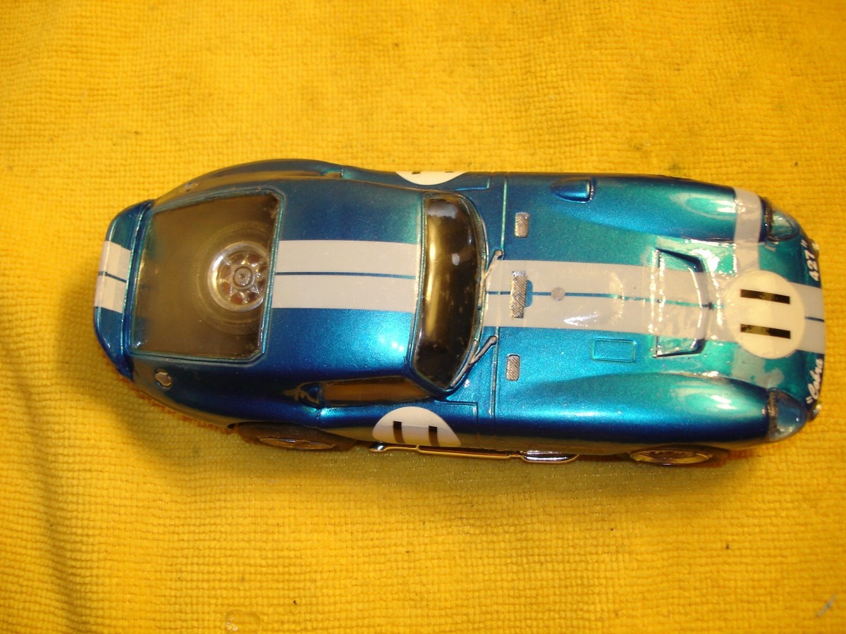 Cobra Daytona Coupe 1/24 スケール 1:24 Shelby Daytona Cobra Coupe