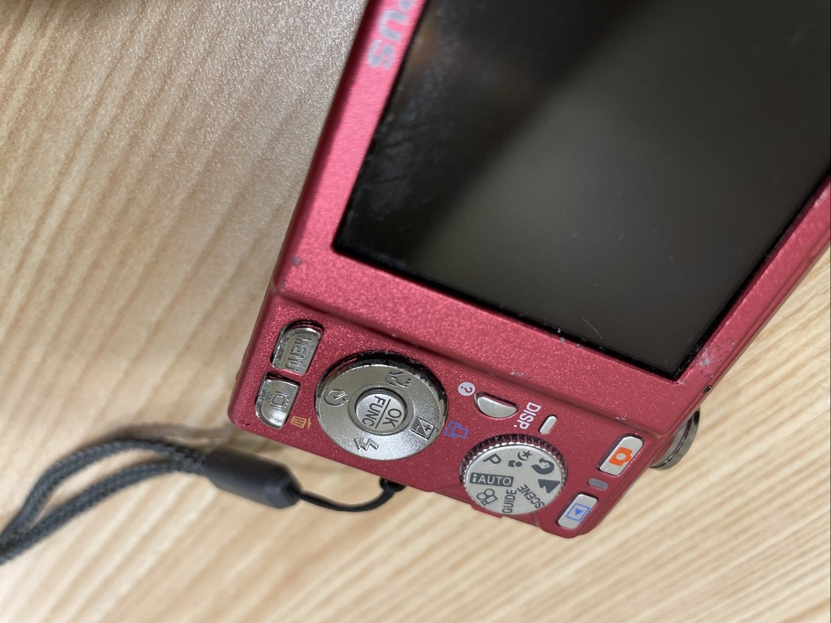 Olympus FE-370 8.0MP Digital Camera Pink With Charger & Memory