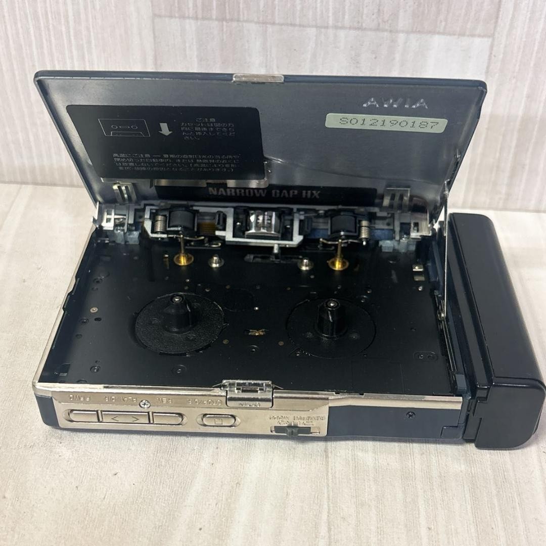 Aiwa HS-PL70 Stereo Cassette Player – Power On Confirmed (No Box