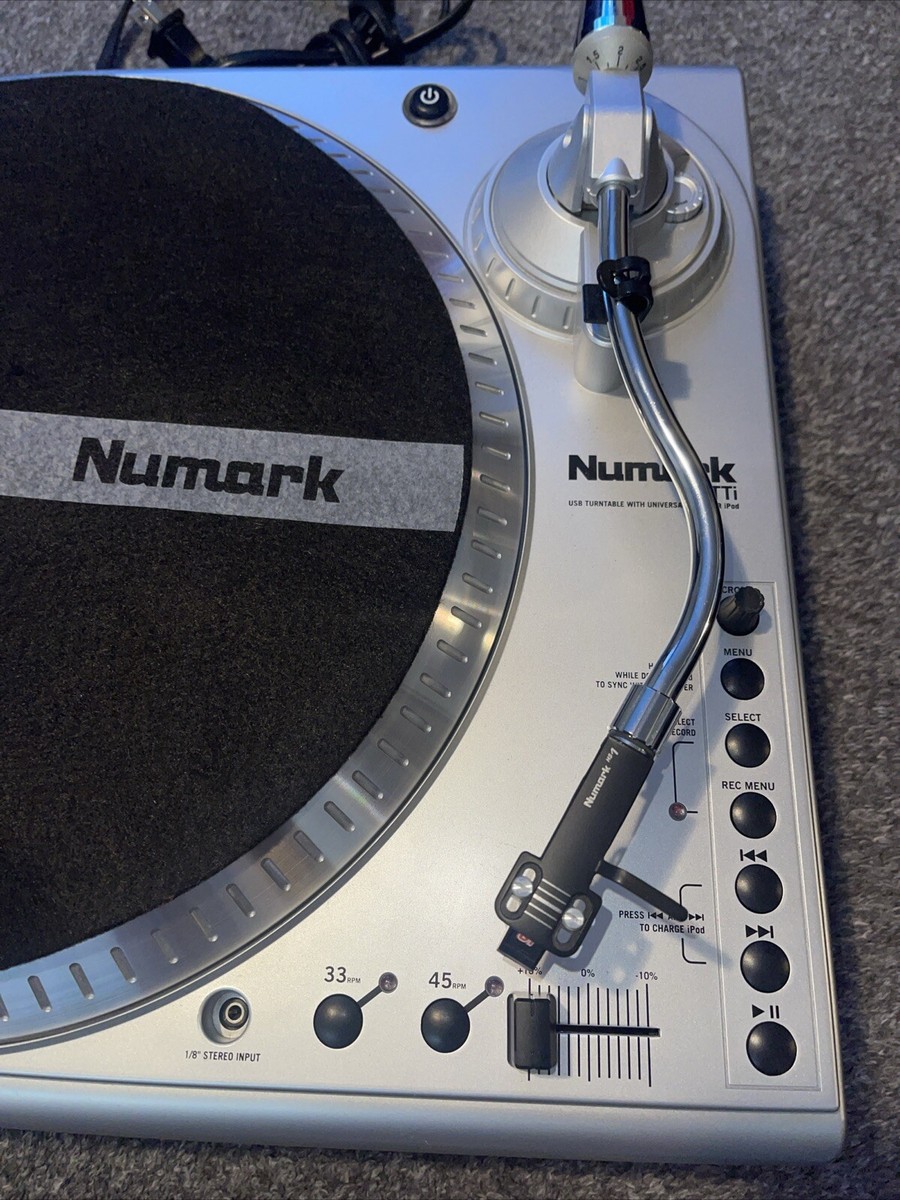 Numark TTi USB Turntable w/dock for iPod Silver Tested & Working