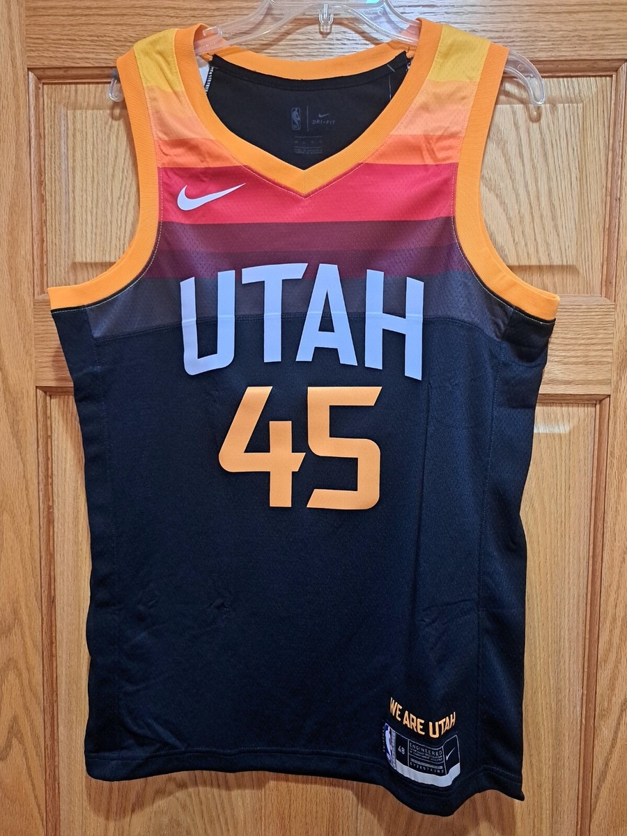 Donovan Mitchell rookie jsy auto /75シリ Donovan Mitchell rookie