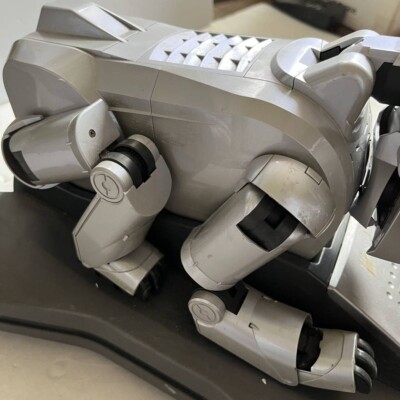 Sony AIBO ERS-111 Entertainment Robot Dog First generation w/ Box