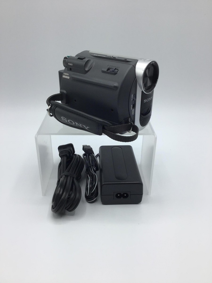 Sony NTSC MiniDV HandyCam Camcorder - 40x Zoom - Video Transfer